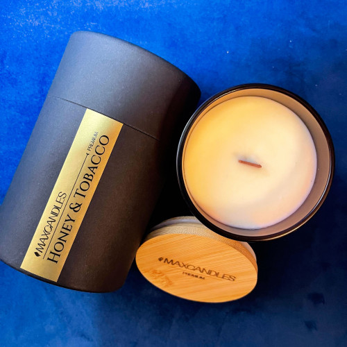 Lumanare Parfumata Tabac si Miere MAXCANDLES Negru 220 g / 7.8 oz