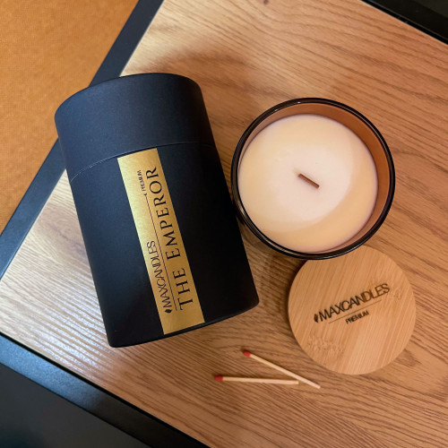 Lumanare Parfumata The Emperor MAXCANDLES Negru 220 g / 7.8 oz